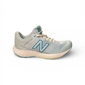 New Balance 520 Women’s 8.5 Light Blue Running Sneakers